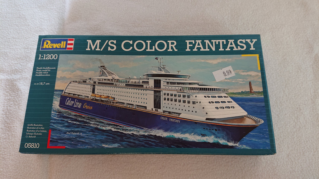 Revell 05810 M/S Color Fantasy 1:1200