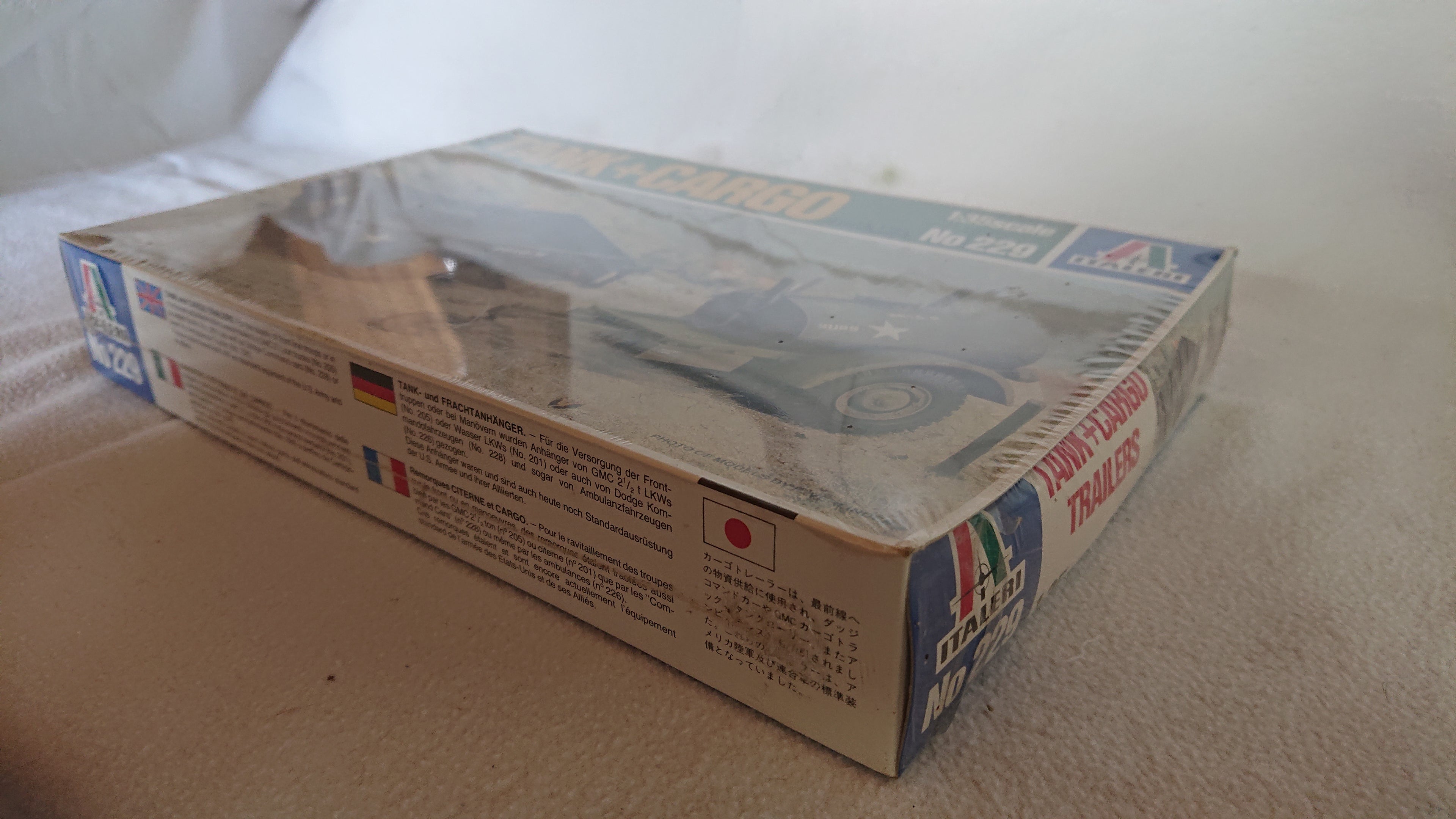 Italeri 229 Tank + Cargo Trailers 1:35