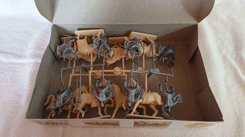 Italeri 6853 Crusaders The Knights 1:32