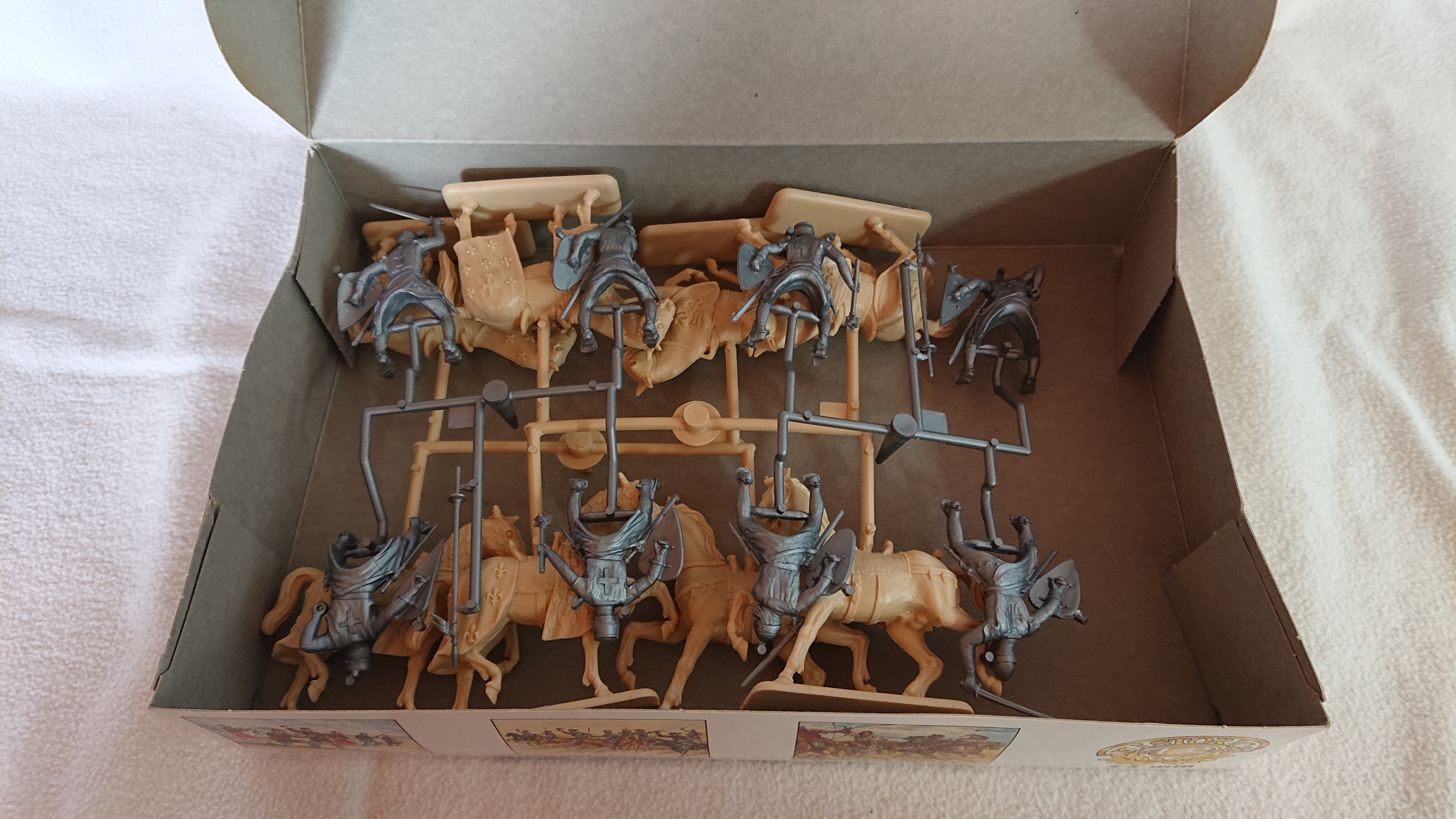 Italeri 6853 Crusaders The Knights 1:32